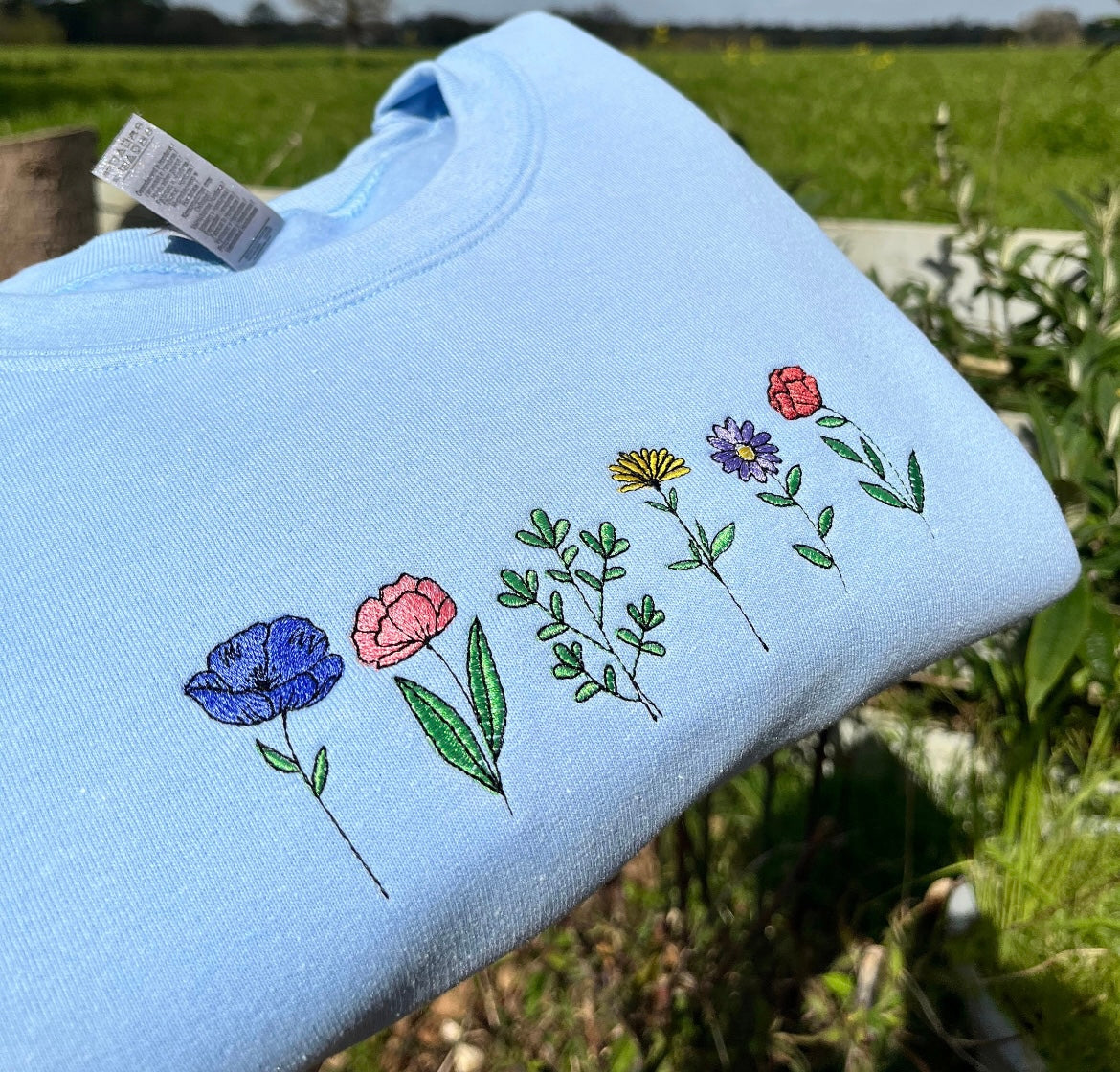 Wildflower’s embroidered Crewneck