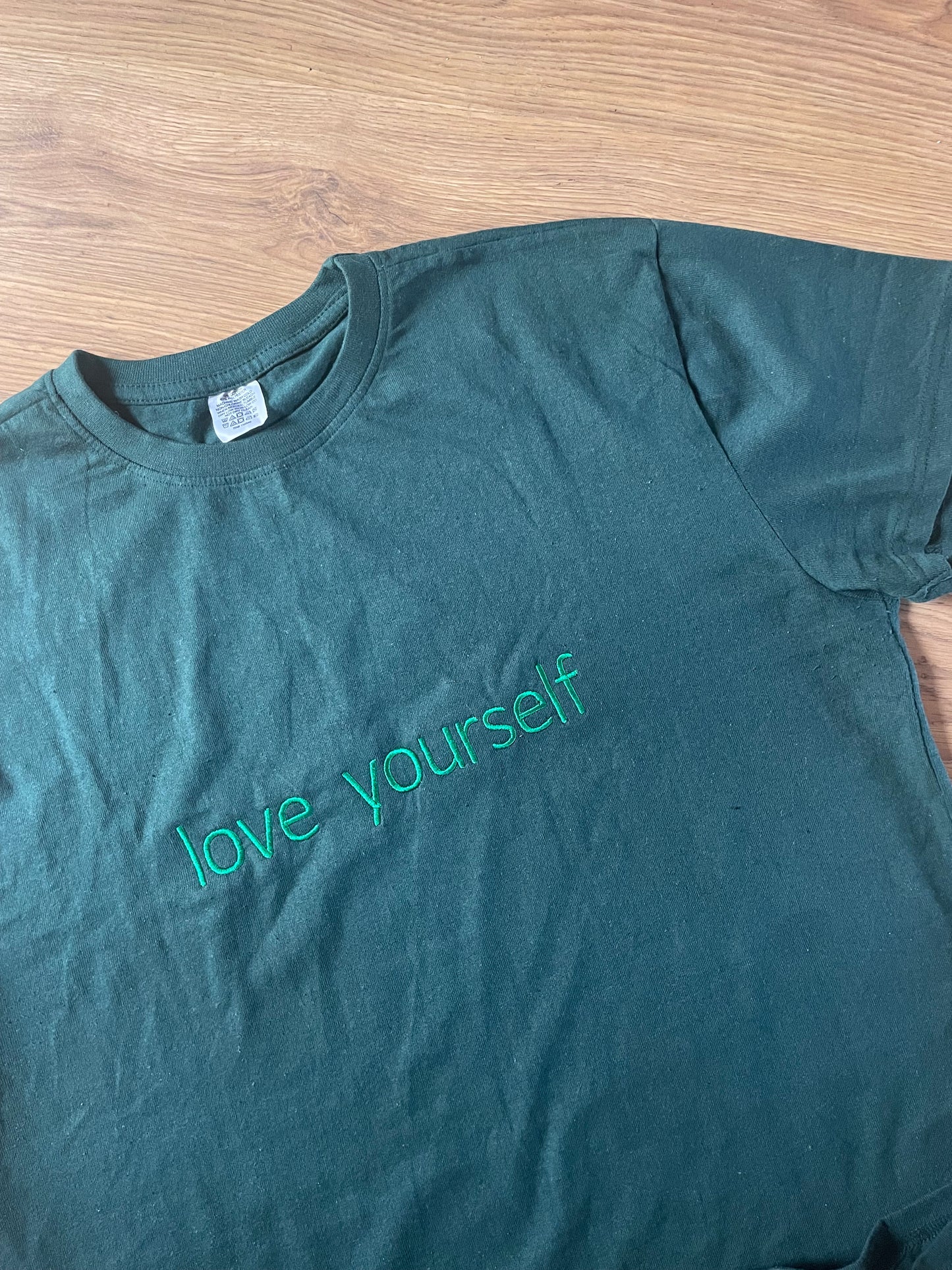 Love yourself Tee