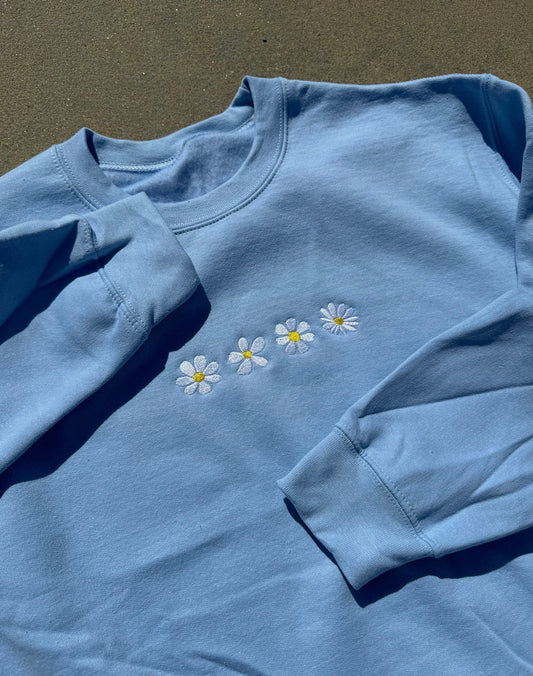 Daisy Embroidered Crewneck